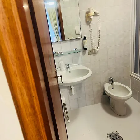 Santa Croce 241 البندقية